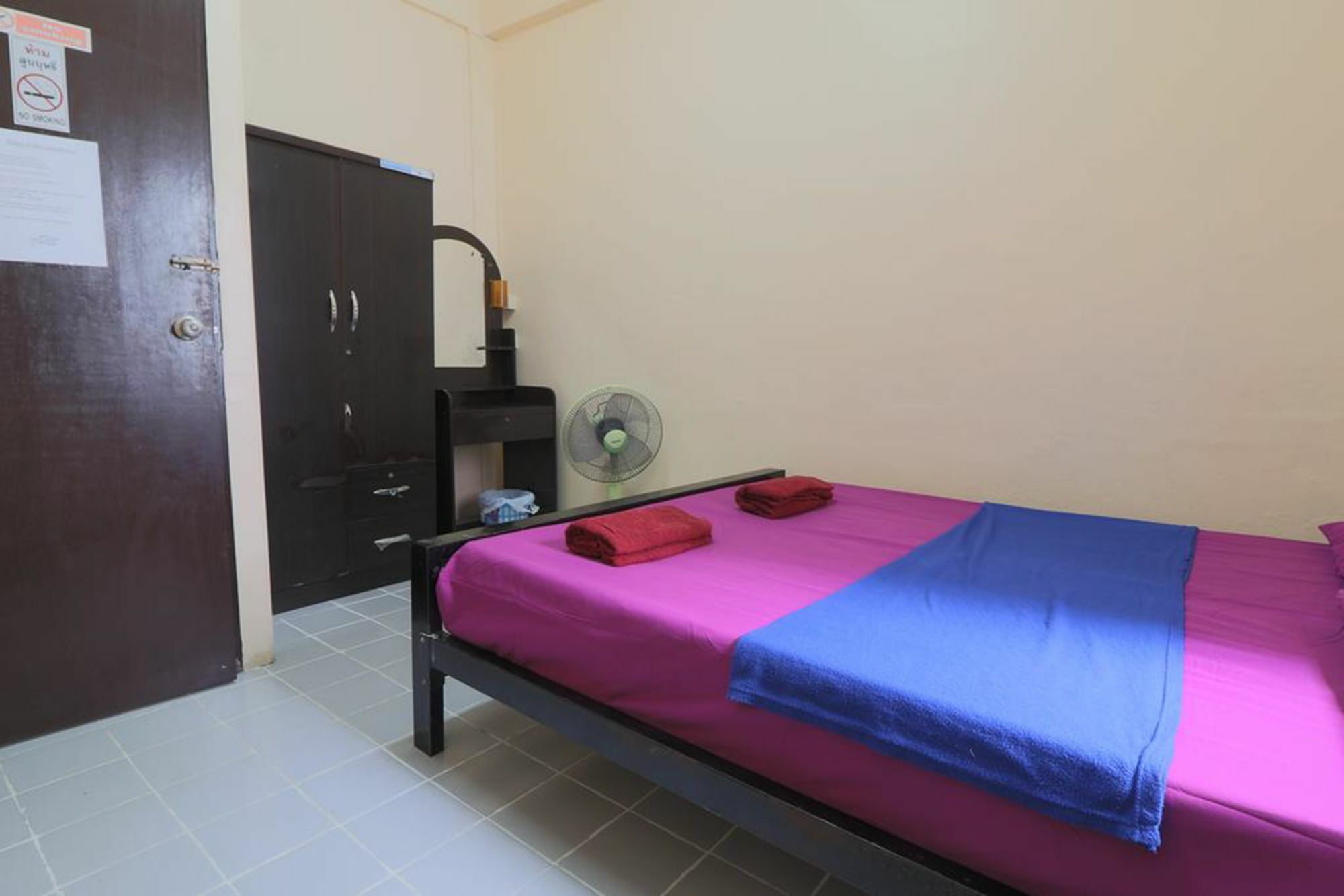 Yaya Guesthouse Bangkok Kültér fotó